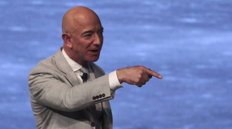 The story of the hacked Jeff Bezos phone