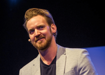 Mentor of ‘Dream Chasers,’ John Holowaty, Promotes Change through His Training Program