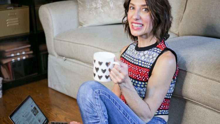 Farewell to Struggling Artists – Introducing Thriving Artists Running the Best Businesses under Alexis Fedor’s Guidance